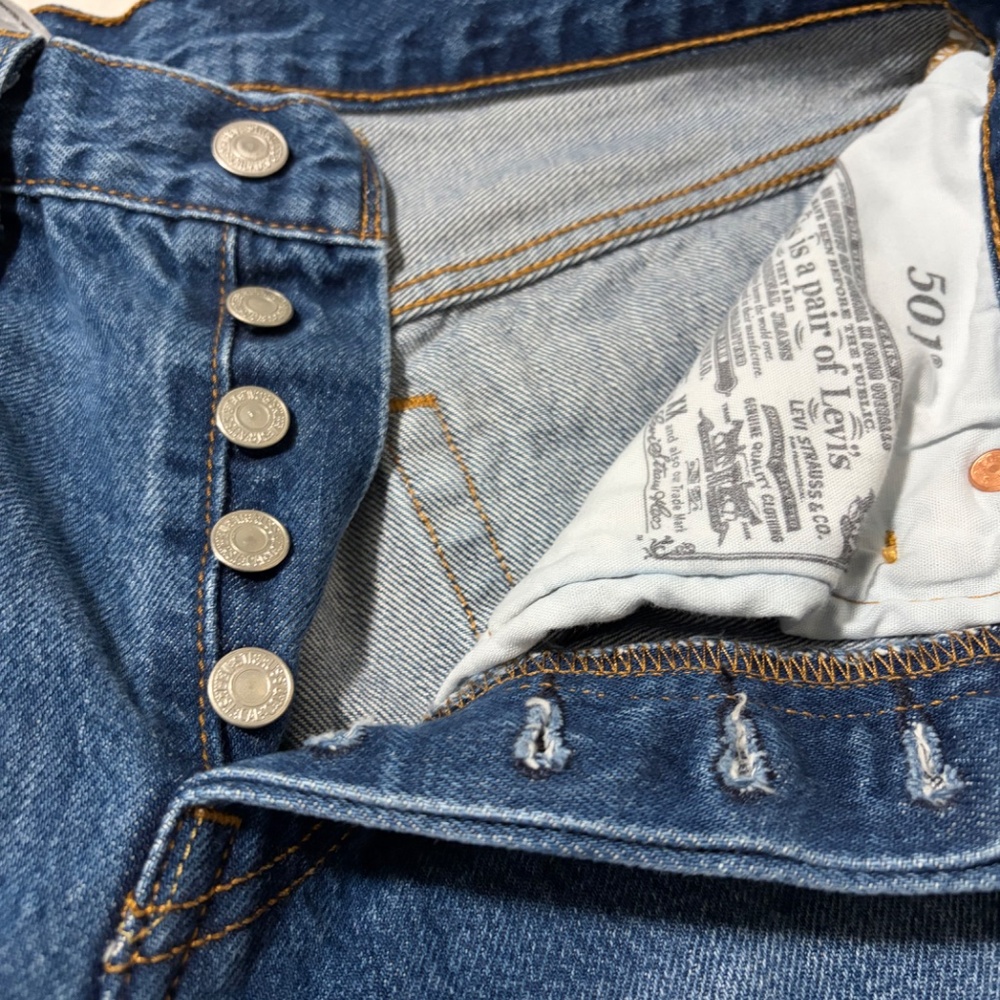 Jeans - Picture 4 of 9